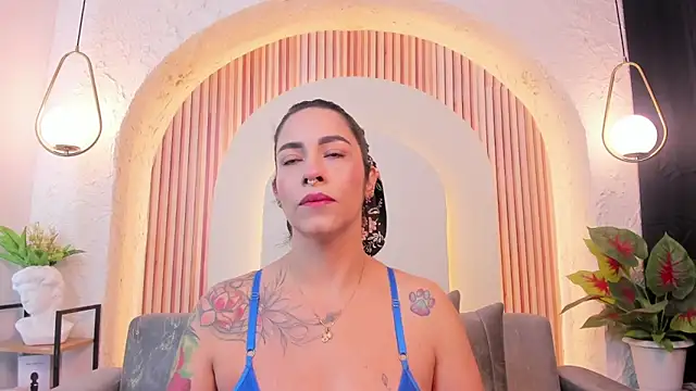 violet scott  online show from 26, 2, 2026