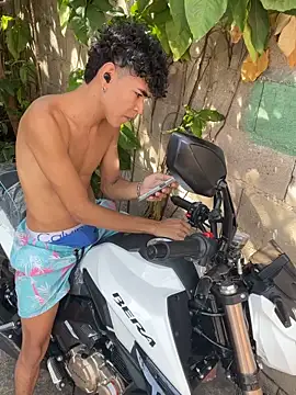 Snapshot of JHON_BIGCOCK23 chatting on 19, 3, 2026 JHON BIGCOCK23 online show from 19, 3, 2026