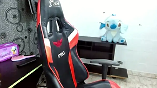 ladycharlottex online show from 16, 4, 2026