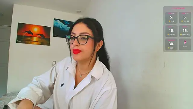 Snapshot of Artt_Juli chatting on 28, 4, 2026 Artt Juli online show from 28, 4, 2026