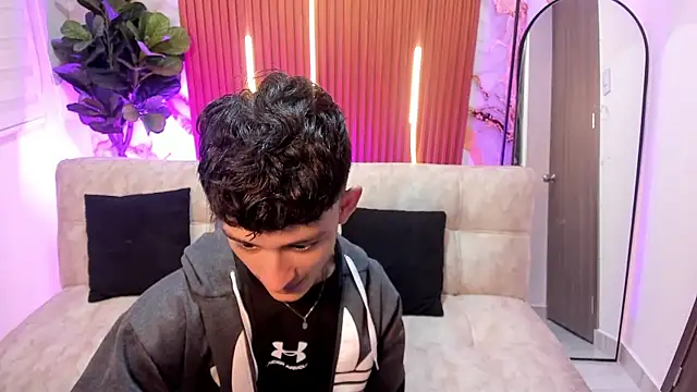 Snapshot of Patrick_Howland_ chatting on 7, 2, 2026 Patrick Howland online show from 7, 2, 2026