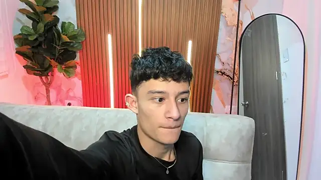 Snapshot of Patrick_Howland_ chatting on 14, 2, 2026 Patrick Howland online show from 14, 2, 2026