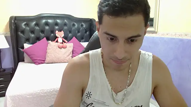 Snapshot of Mike_Conors chatting on 7, 2, 2026 Mike Conors online show from 7, 2, 2026