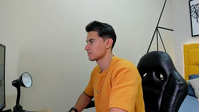 Snapshot of Mike_Conors chatting on 19, 2, 2026 Mike Conors online show from 19, 2, 2026