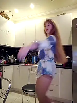 LanaBananaa  online show from 18, 4, 2026