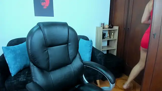 Snapshot of PamelaQueen_ chatting on 20, 4, 2026 PamelaQueen online show from 20, 4, 2026