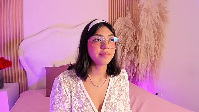 rebeca taylor online show from 20, 2, 2026