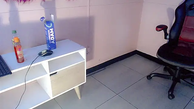 Snapshot of Andrea_Pop_ chatting on 16, 2, 2026 Andrea Pop online show from 16, 2, 2026