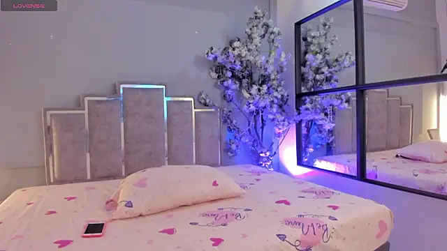 Nalapalmer online show from 8, 2, 2026