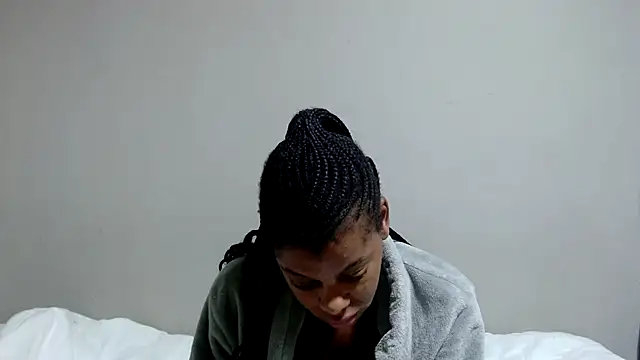 MzCoco online show from 1, 3, 2026