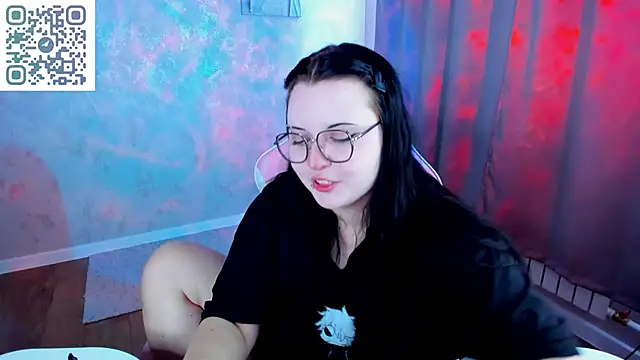 Snapshot of Kira_G0ld chatting on 22, 4, 2026 Kira G0ld online show from 22, 4, 2026