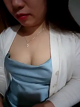 Snapshot of aki_zz69 chatting on 5, 2, 2026 aki zz69 online show from 5, 2, 2026