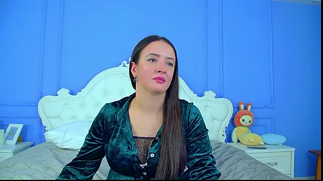 Snapshot of ElinaBellucci chatting on 4, 2, 2026 ElinaBellucci online show from 4, 2, 2026