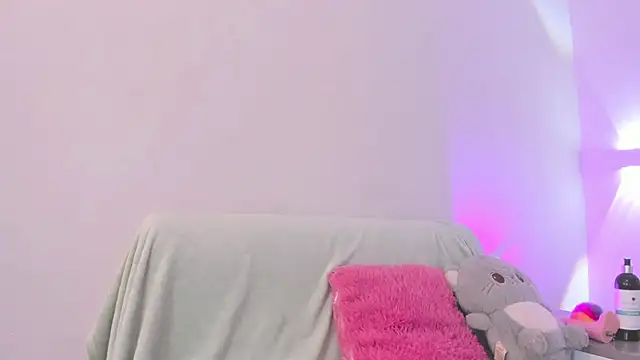 AllanaRosee online show from 15, 7, 2026