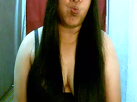 Snapshot of strip_berry chatting on 14, 2, 2026 strip berry online show from 14, 2, 2026