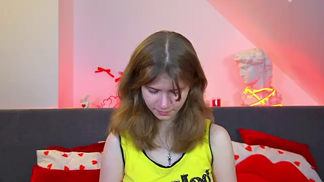 MilaMaelis online show from 11, 3, 2026