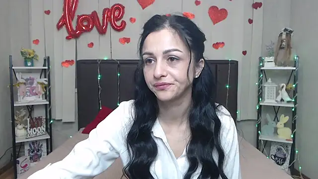 EvaClarkk online show from 19, 4, 2026