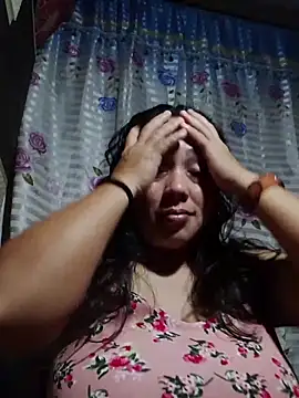 Snapshot of May_Bombs chatting on 26, 2, 2026 May Bombs online show from 26, 2, 2026