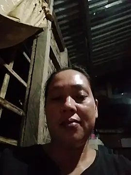 May Bombs online show from 16, 4, 2026