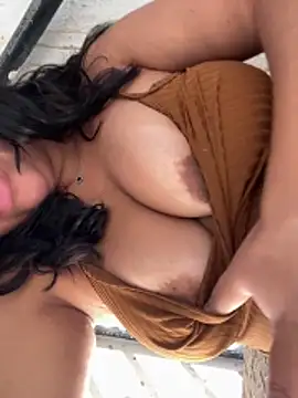 Snapshot of Adriputinha chatting on 21, 2, 2026 Adriputinha online show from 21, 2, 2026