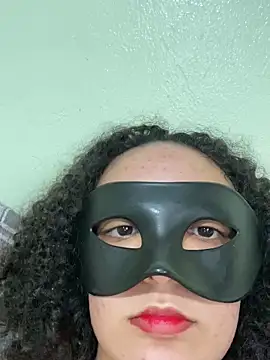 Snapshot of MaxMaddiey chatting on 6, 4, 2026 MaxMaddiey online show from 6, 4, 2026