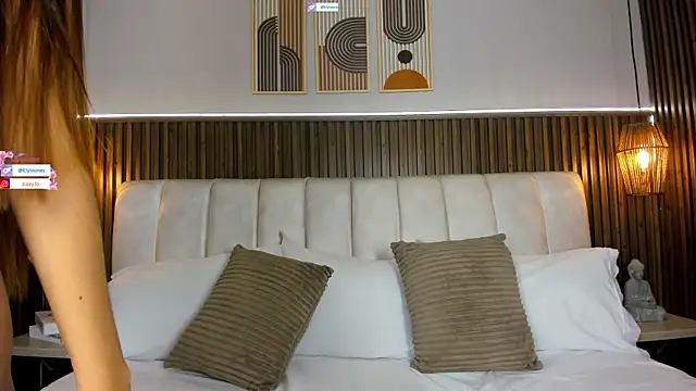 Snapshot of LisaLain chatting on 9, 4, 2026 LisaLain online show from 9, 4, 2026