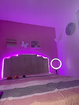 SofiaSiren online show from 11, 4, 2026