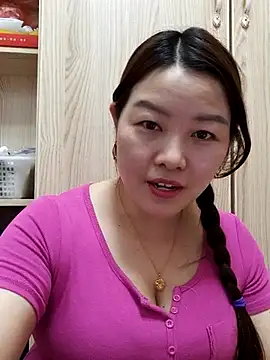 Jennie dogy online show from 28, 4, 2026