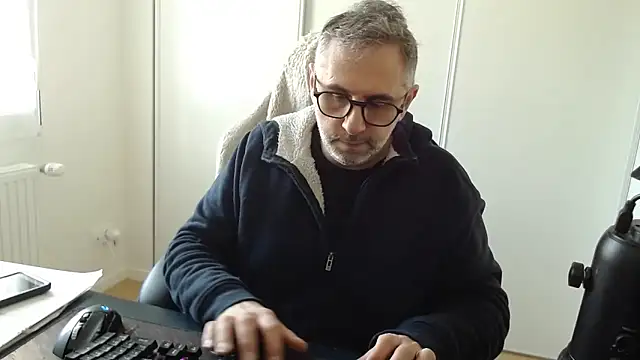 Snapshot of mika3377 chatting on 6, 2, 2026 mika3377 online show from 6, 2, 2026
