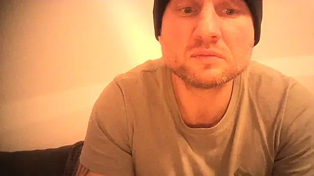 Snapshot of Tommyzzzzzz chatting on 30, 12, 2024 Tommyzzzzzz online show from 30, 12, 2024