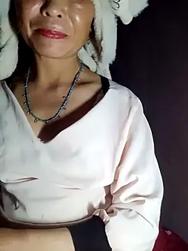 Snapshot of witch-xx chatting on 4, 5, 2026 witch-xx online show from 4, 5, 2026