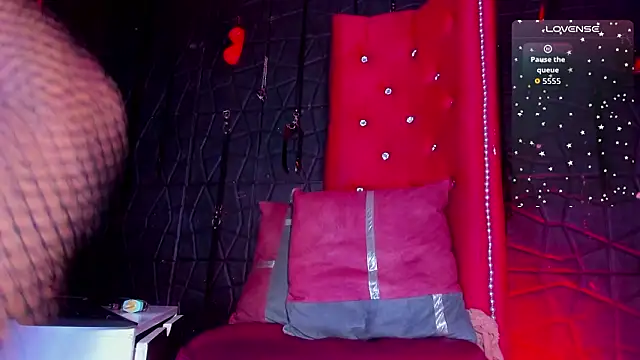 hottie cristall online show from 27, 2, 2026