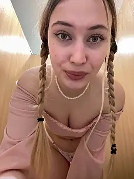 blonde exe online show from 31, 3, 2026