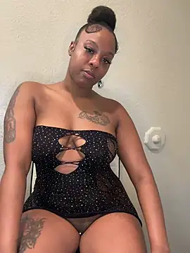 Snapshot of MissAuthority chatting on 9, 8, 2026 MissAuthority online show from 9, 8, 2026