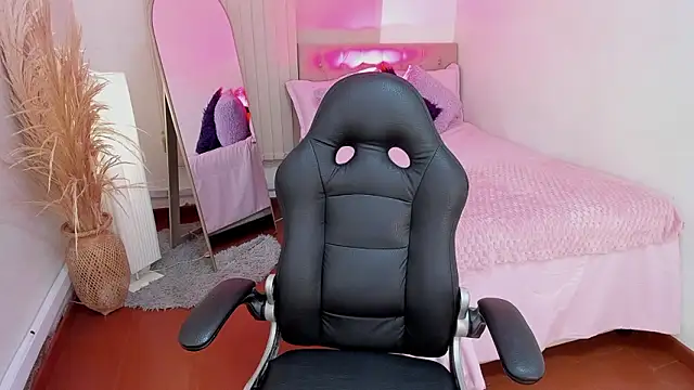 Nahemot sadish online show from 1, 3, 2026