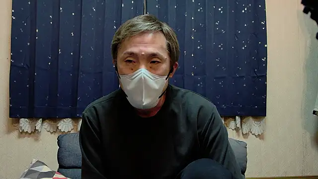 Snapshot of renrenta_77 chatting on 3, 3, 2026 renrenta 77 online show from 3, 3, 2026