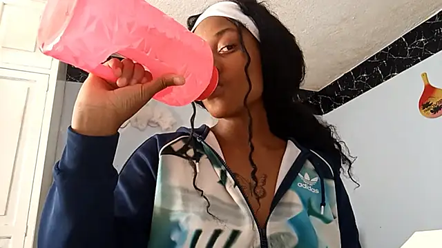 ChristalAkoni online show from 9, 2, 2026