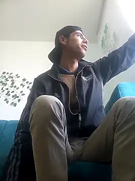 Andrey santamaria online show from 12, 2, 2026