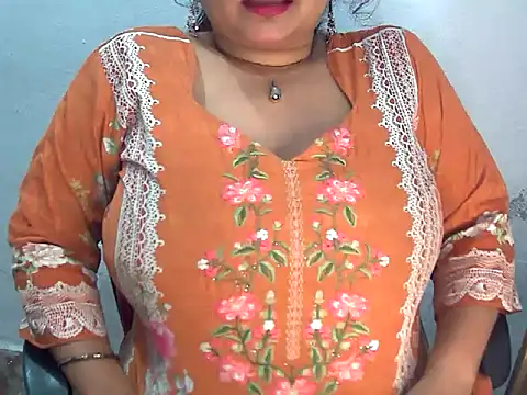 Snapshot of Saniya_K2 chatting on 11, 7, 2026 Saniya K2 online show from 11, 7, 2026