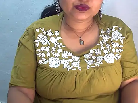 Snapshot of Saniya_K2 chatting on 12, 7, 2026 Saniya K2 online show from 12, 7, 2026