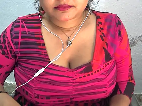 Snapshot of Saniya_K2 chatting on 17, 7, 2026 Saniya K2 online show from 17, 7, 2026