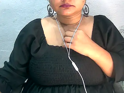 Snapshot of Saniya_K2 chatting on 28, 7, 2026 Saniya K2 online show from 28, 7, 2026