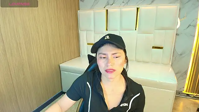 rox luxury tf online show from 23, 3, 2026