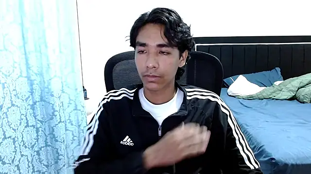 Snapshot of Pedestal_diamant chatting on 26, 4, 2026 Pedestal diamant online show from 26, 4, 2026