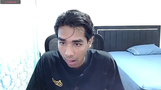 Snapshot of Pedestal_diamant chatting on 9, 5, 2026 Pedestal diamant online show from 9, 5, 2026