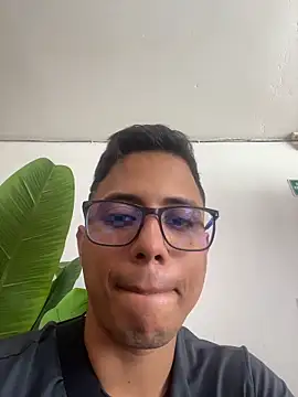 Gael Velaryx online show from 4, 4, 2026