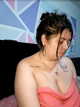 Thalia xx online show from 28, 2, 2026