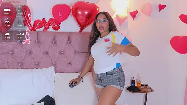 Snapshot of xblack_moon chatting on 19, 2, 2026 xblack moon online show from 19, 2, 2026