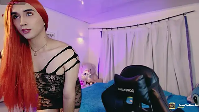 Snapshot of Clary_Fray_ chatting on 7, 4, 2026 Clary Fray online show from 7, 4, 2026