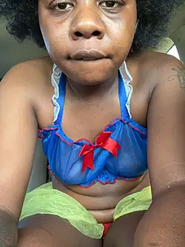 Ebony Queeen online show from 5, 4, 2026